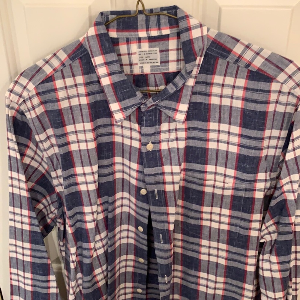 J Crew men’s Memorial Day button-down shirt